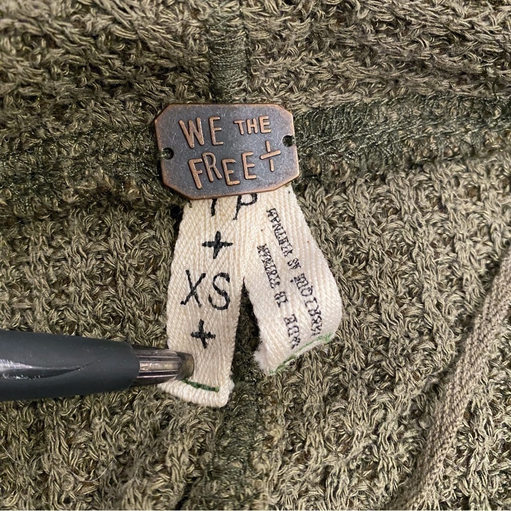 We The Free | Kate Waffle Knit Top Army Green Size XS - Picture 8 of 8